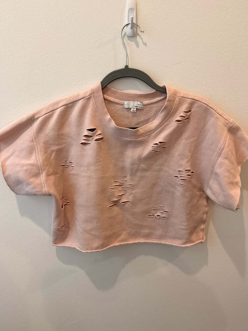 Ten Sixty Sherman Pink Distressed Short Sleeve Crop Sweatshirt - size small